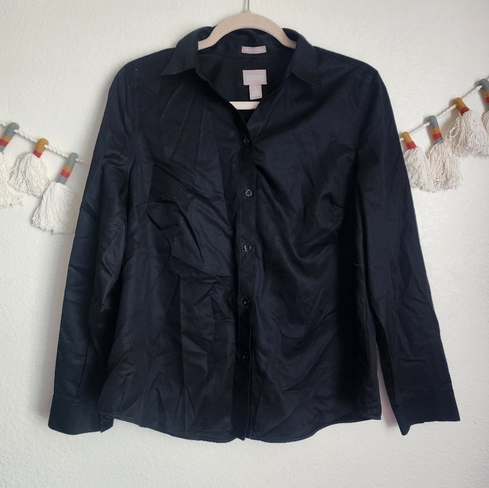 Chico's Wrinkle Resistant Black Collared Button Down Long Sleeve Top Minimalist